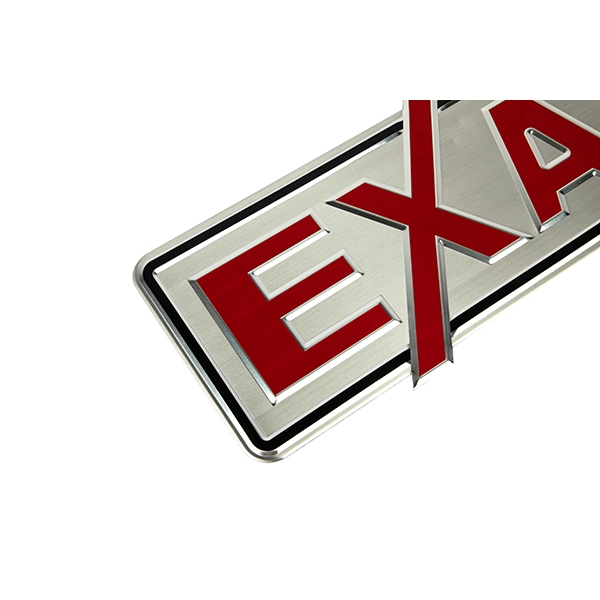 Placas de identificação gravadas em alumínio