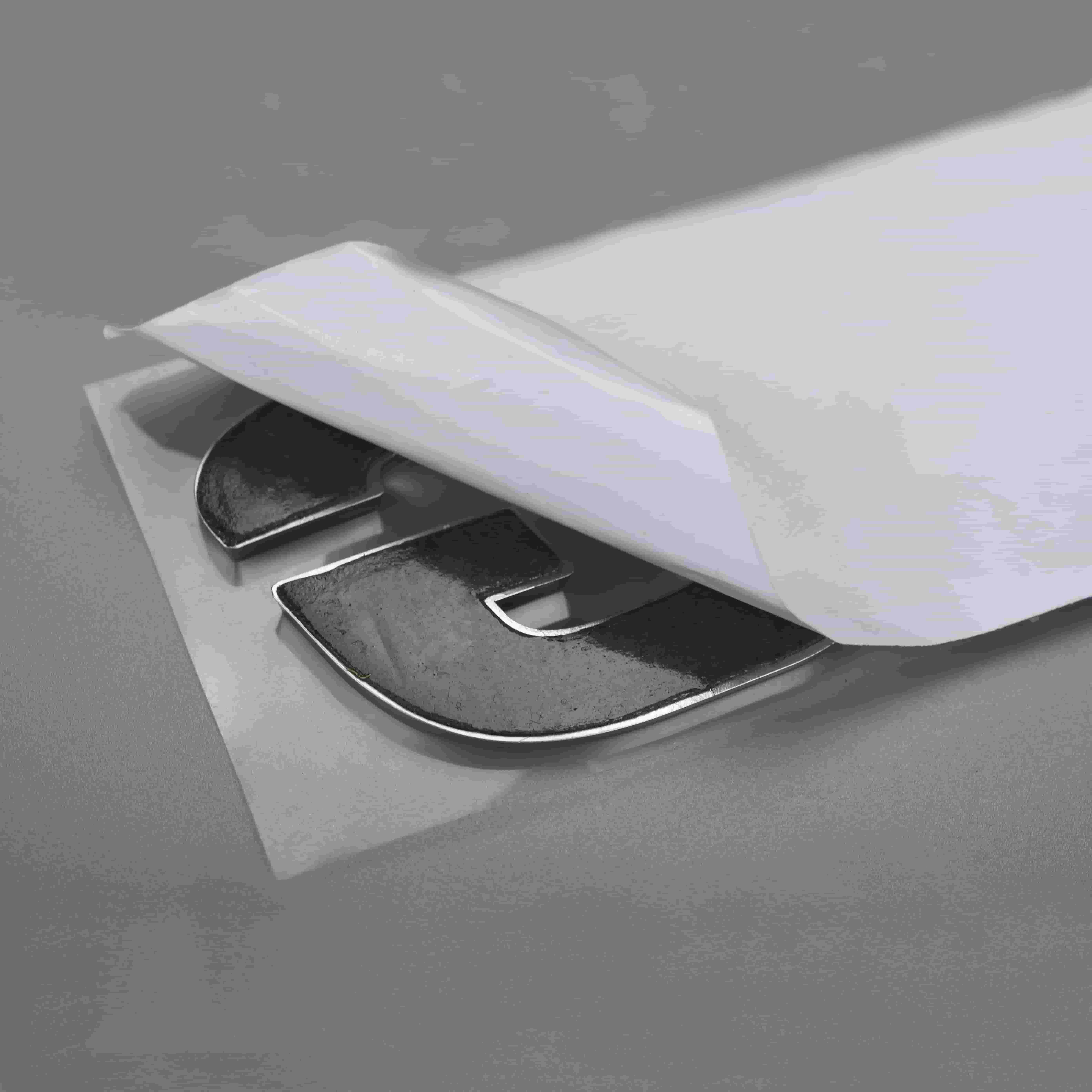 Logotipo do emblema do carro com letras 3D
