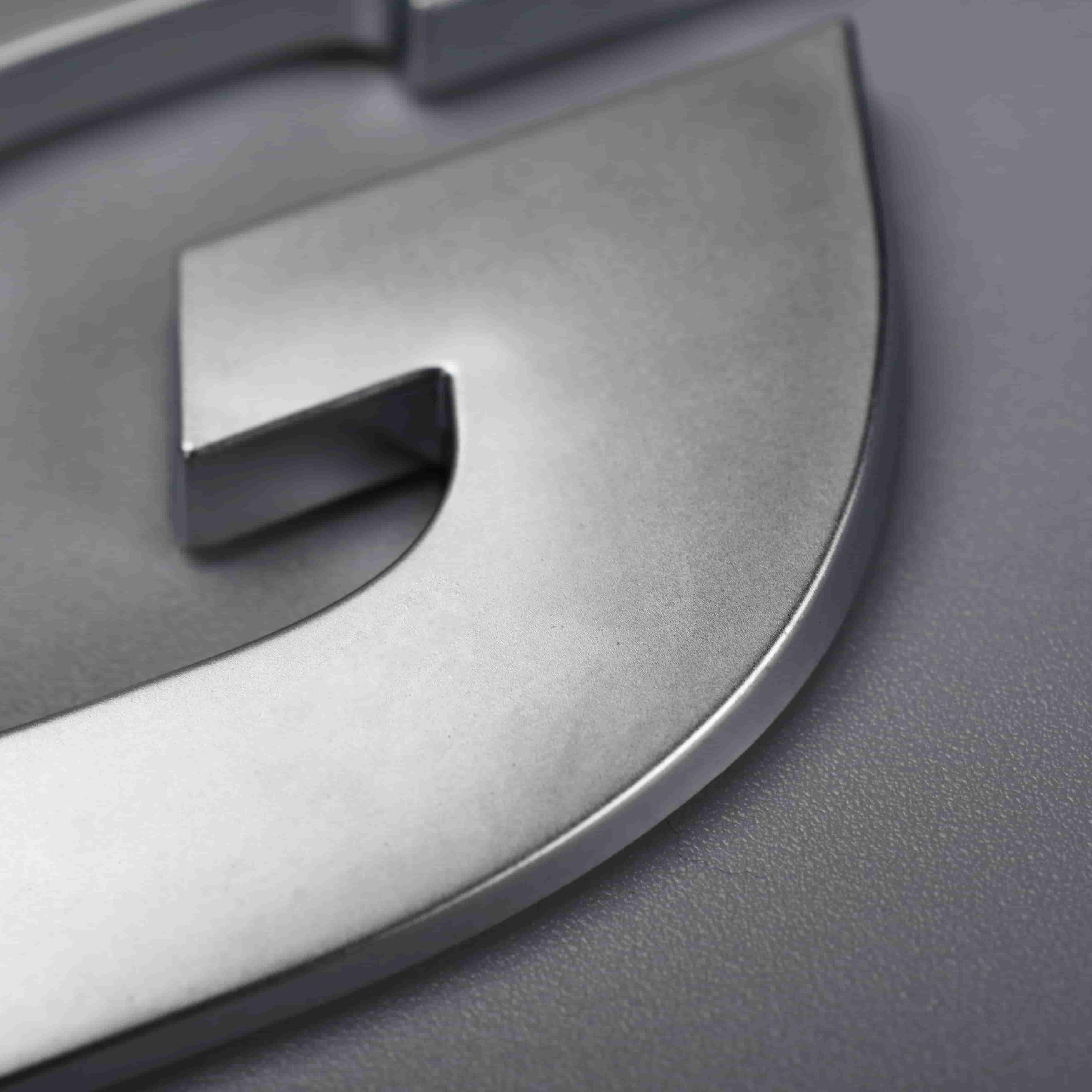 Logotipo do emblema do carro com letras 3D