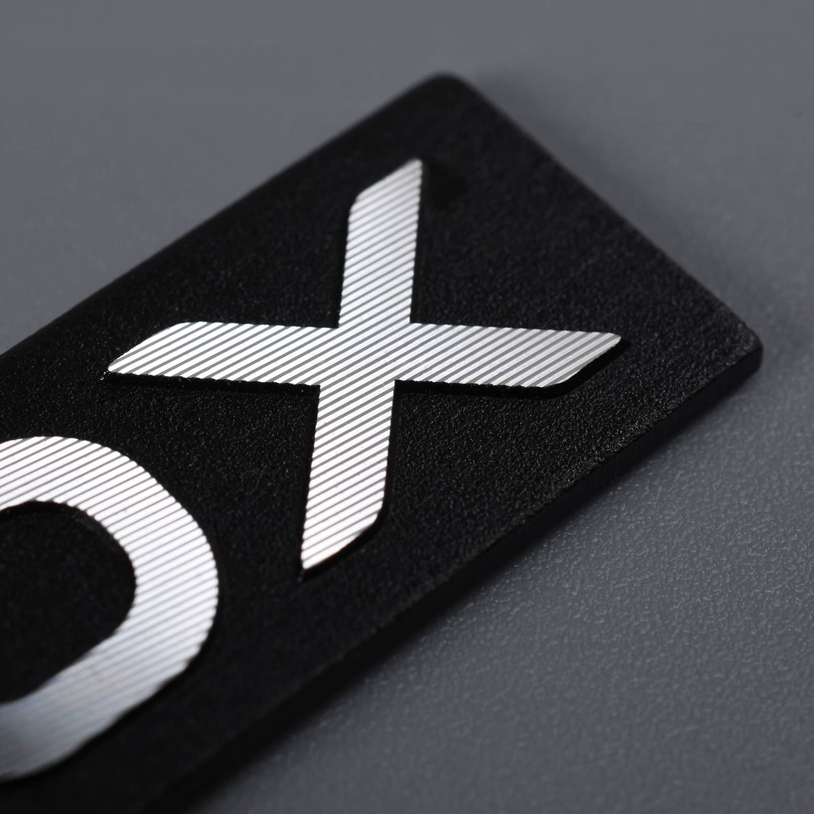 Placa de identificação personalizada com logotipo de metal com corte de diamante
