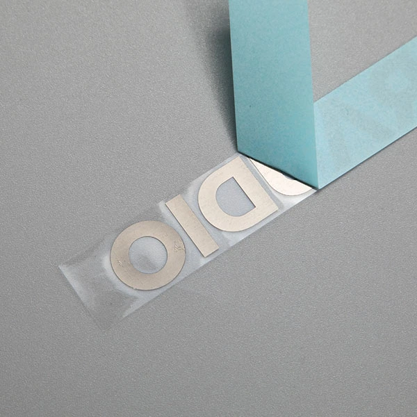 Logotipo de níquel metálico para eletroformação
