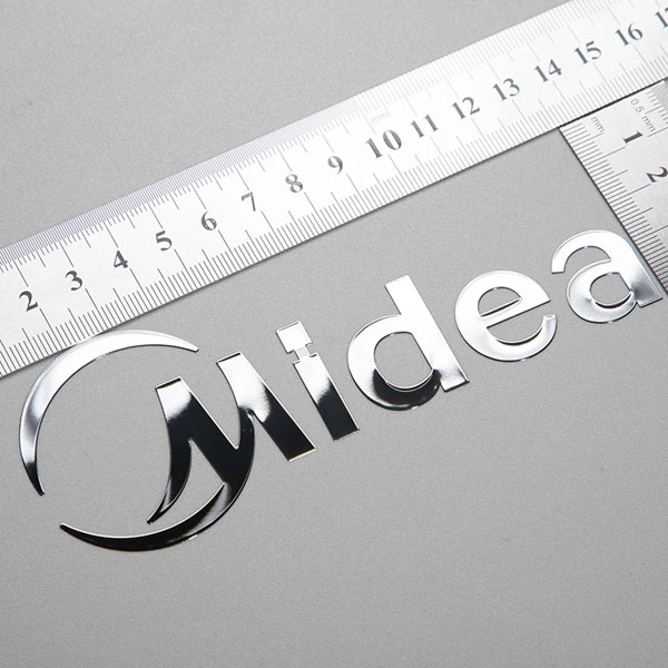 Etiquetas de letras metálicas de transferência de logotipo 3D de níquel dourado fino personalizado, adesivos de metal cosmético UV, adesivo decalque cromado