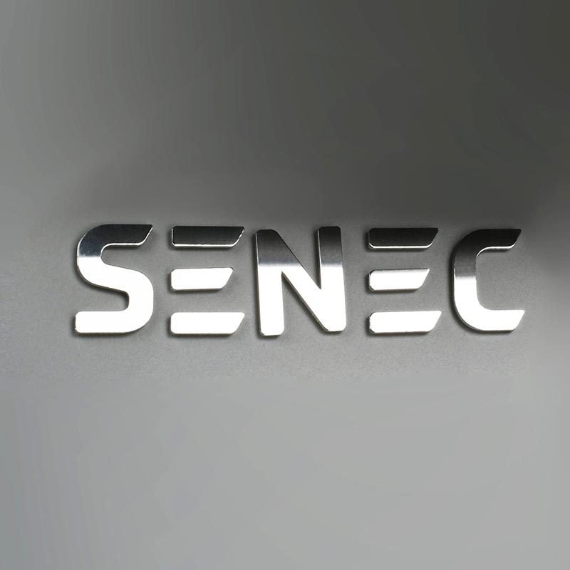 Metal gravado com logotipo