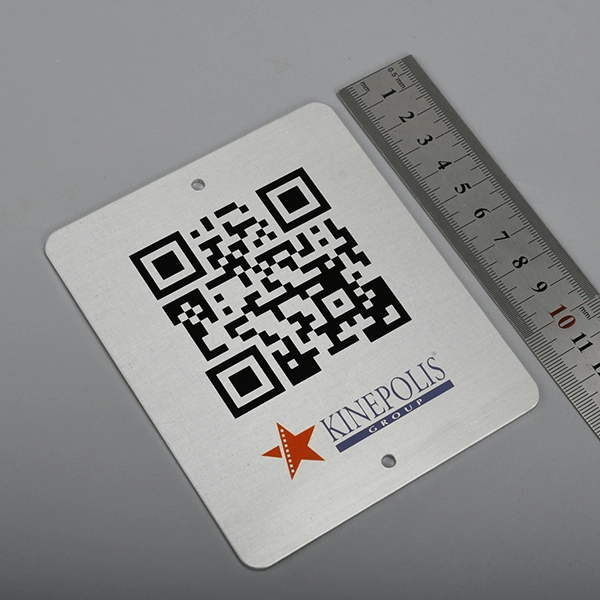 Etiqueta de alumínio com código QR