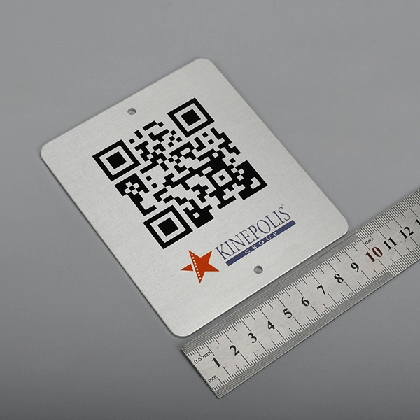 Etiqueta de alumínio com código QR